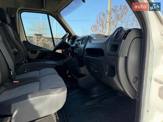 Білий Рено Мастєр, об'ємом двигуна 2.3 л та пробігом 287 тис. км за 18900 $, фото 41 на Automoto.ua