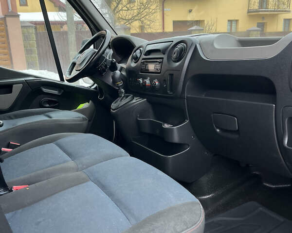 Белый Рено Мастер, объемом двигателя 2.3 л и пробегом 317 тыс. км за 17499 $, фото 11 на Automoto.ua