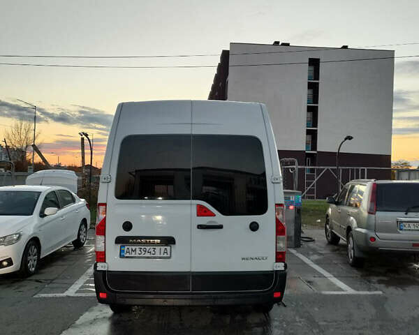 Рено Мастер 2017 в Киеве на Automoto.ua Белый Рено Мастер, объемом двигателя 2.3 л и пробегом 205 тыс. км за 22500 $, фото 4 на Automoto.ua