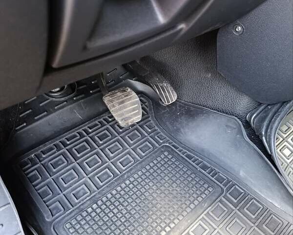 Белый Рено Мастер, объемом двигателя 2.3 л и пробегом 215 тыс. км за 17500 $, фото 14 на Automoto.ua