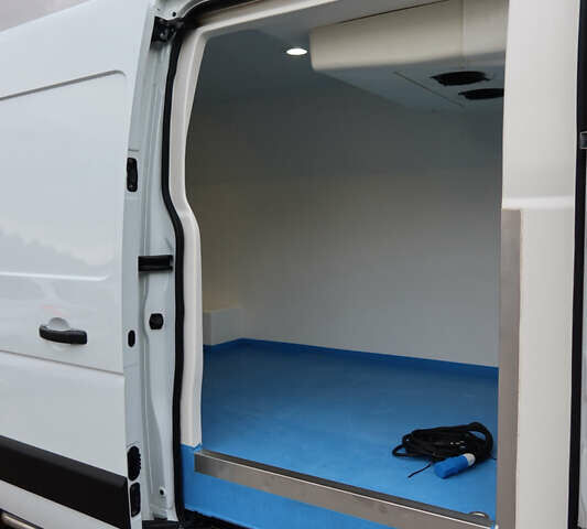 Білий Рено Мастєр, об'ємом двигуна 2.3 л та пробігом 250 тис. км за 27800 $, фото 69 на Automoto.ua