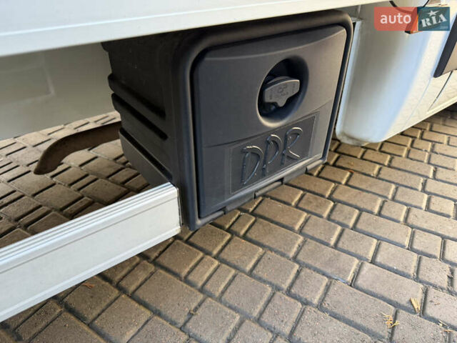 Белый Рено Мастер, объемом двигателя 2.3 л и пробегом 279 тыс. км за 18400 $, фото 59 на Automoto.ua