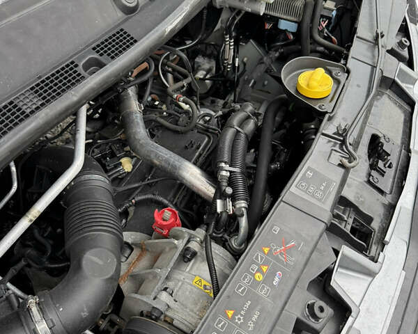 Білий Рено Мастєр, об'ємом двигуна 0 л та пробігом 285 тис. км за 19800 $, фото 20 на Automoto.ua