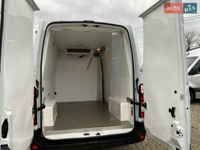 Белый Рено Мастер, объемом двигателя 2.3 л и пробегом 186 тыс. км за 17350 $, фото 29 на Automoto.ua