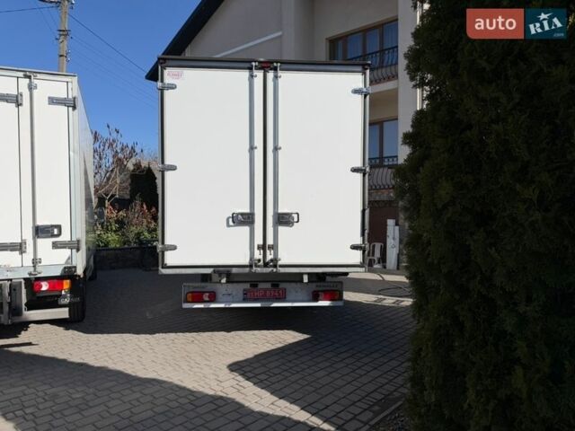 Білий Рено Мастєр, об'ємом двигуна 2.3 л та пробігом 287 тис. км за 18900 $, фото 33 на Automoto.ua