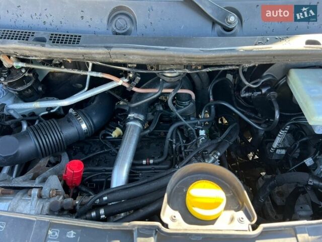 Білий Рено Мастєр, об'ємом двигуна 2.3 л та пробігом 310 тис. км за 23000 $, фото 48 на Automoto.ua