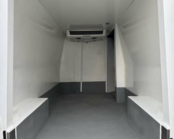 Білий Рено Мастєр, об'ємом двигуна 0 л та пробігом 285 тис. км за 19800 $, фото 12 на Automoto.ua