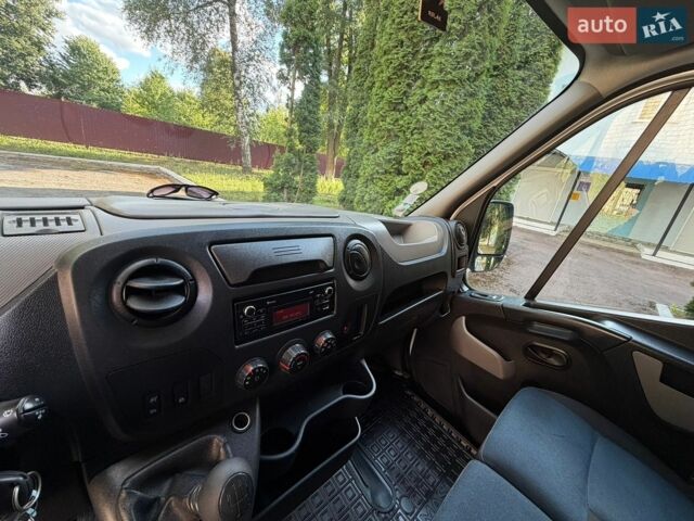 Белый Рено Мастер, объемом двигателя 2.3 л и пробегом 220 тыс. км за 17800 $, фото 40 на Automoto.ua