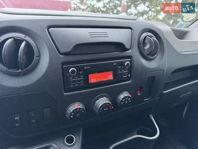 Білий Рено Мастєр, об'ємом двигуна 2.3 л та пробігом 133 тис. км за 18900 $, фото 47 на Automoto.ua