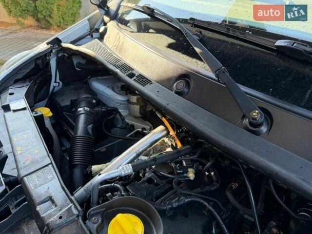 Белый Рено Мастер, объемом двигателя 2.3 л и пробегом 279 тыс. км за 18500 $, фото 57 на Automoto.ua