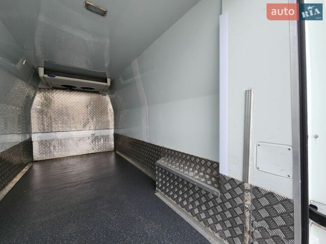 Белый Рено Мастер, объемом двигателя 2.3 л и пробегом 217 тыс. км за 21500 $, фото 17 на Automoto.ua