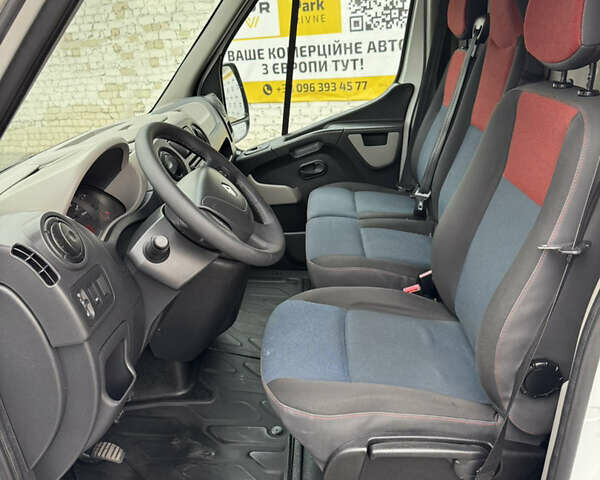 Білий Рено Мастєр, об'ємом двигуна 0 л та пробігом 285 тис. км за 19800 $, фото 19 на Automoto.ua