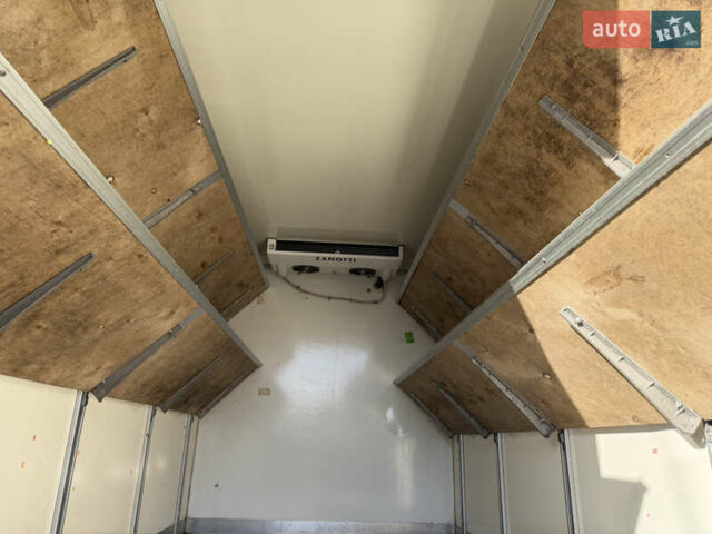 Белый Рено Мастер, объемом двигателя 2.3 л и пробегом 279 тыс. км за 18400 $, фото 49 на Automoto.ua