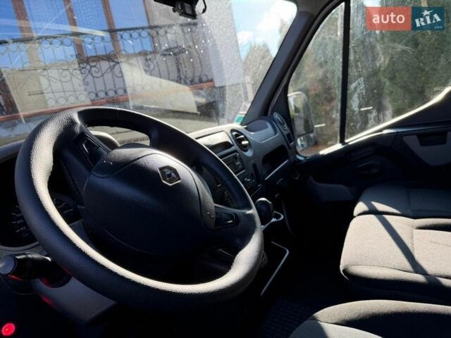 Белый Рено Мастер, объемом двигателя 2.3 л и пробегом 279 тыс. км за 18500 $, фото 53 на Automoto.ua