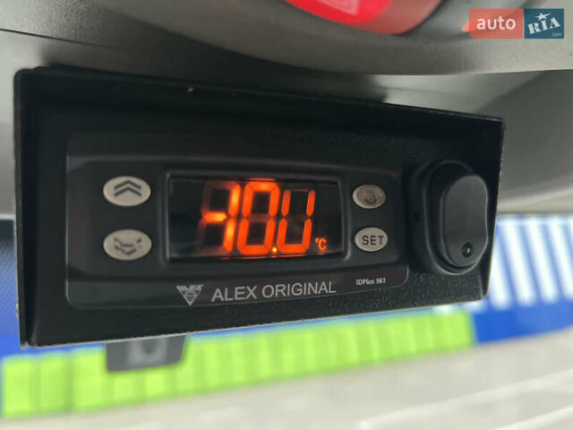 Белый Рено Мастер, объемом двигателя 2.3 л и пробегом 250 тыс. км за 17900 $, фото 45 на Automoto.ua