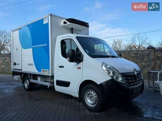 Белый Рено Мастер, объемом двигателя 2.3 л и пробегом 279 тыс. км за 18500 $, фото 1 на Automoto.ua