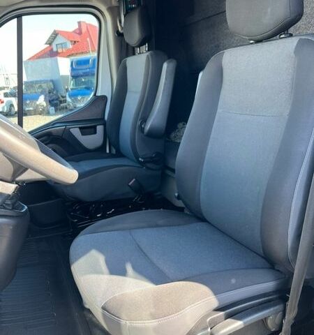 Білий Рено Мастєр, об'ємом двигуна 2.3 л та пробігом 310 тис. км за 23000 $, фото 43 на Automoto.ua