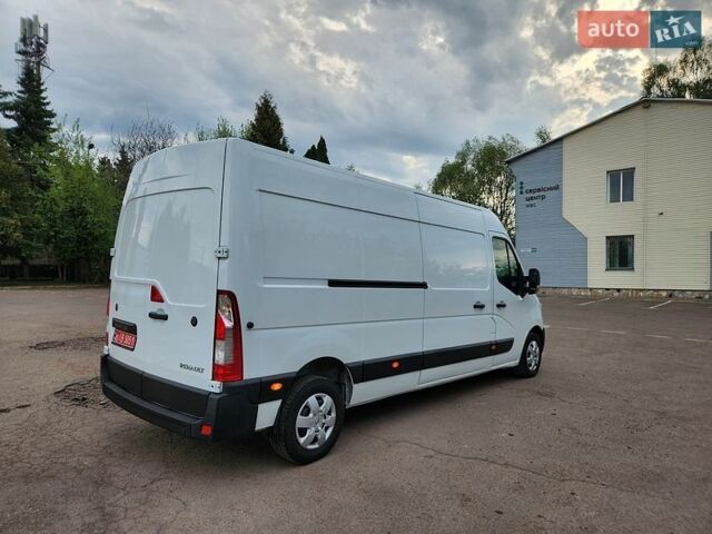 Белый Рено Мастер, объемом двигателя 2.3 л и пробегом 216 тыс. км за 21999 $, фото 5 на Automoto.ua