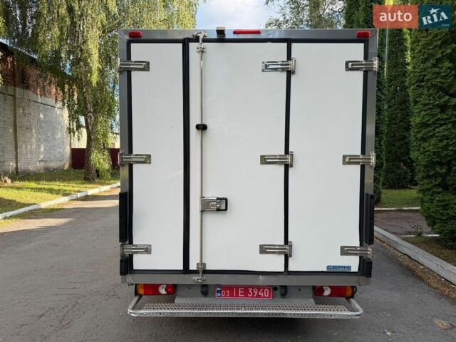 Белый Рено Мастер, объемом двигателя 2.3 л и пробегом 220 тыс. км за 17800 $, фото 8 на Automoto.ua
