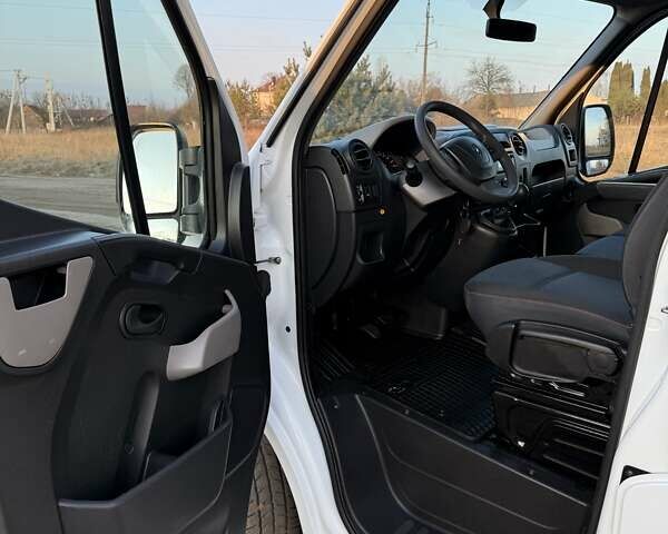 Білий Рено Мастєр, об'ємом двигуна 2.3 л та пробігом 278 тис. км за 22600 $, фото 27 на Automoto.ua