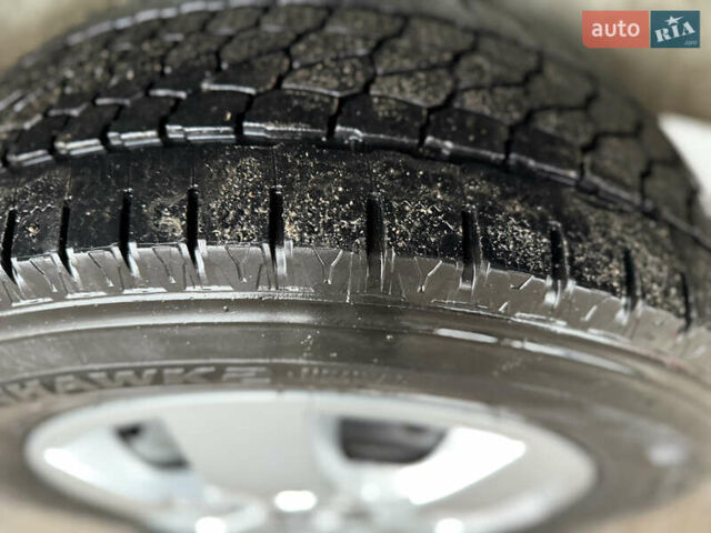 Белый Рено Мастер, объемом двигателя 2.3 л и пробегом 280 тыс. км за 17700 $, фото 9 на Automoto.ua