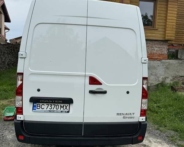 Белый Рено Мастер, объемом двигателя 2.3 л и пробегом 300 тыс. км за 19999 $, фото 6 на Automoto.ua
