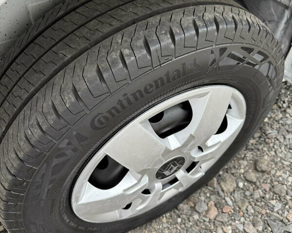 Білий Рено Мастєр, об'ємом двигуна 0 л та пробігом 285 тис. км за 19800 $, фото 13 на Automoto.ua