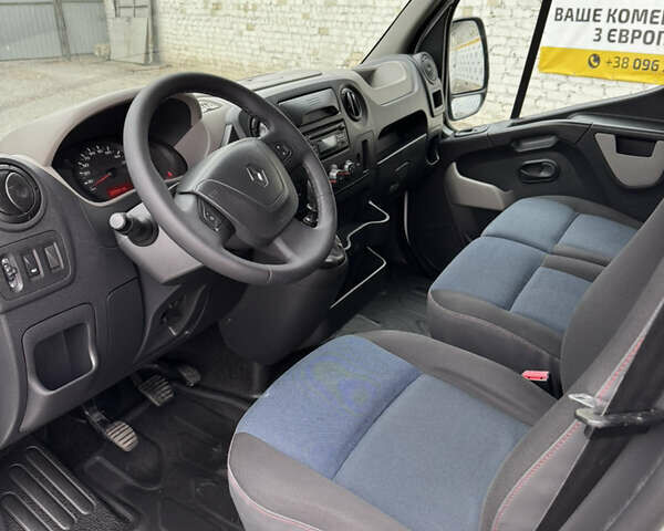 Білий Рено Мастєр, об'ємом двигуна 0 л та пробігом 285 тис. км за 19800 $, фото 15 на Automoto.ua