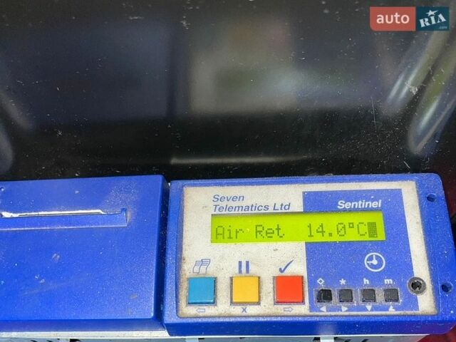 Белый Рено Мастер, объемом двигателя 2.3 л и пробегом 626 тыс. км за 21000 $, фото 19 на Automoto.ua