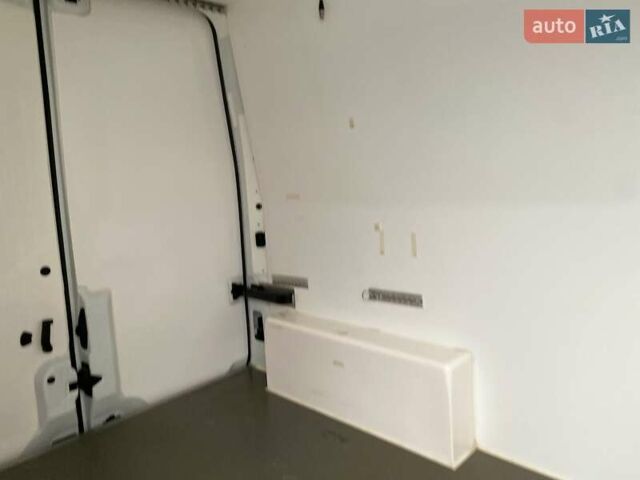 Белый Рено Мастер, объемом двигателя 2.3 л и пробегом 186 тыс. км за 17350 $, фото 19 на Automoto.ua