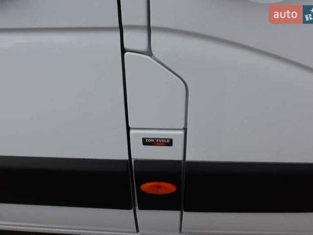 Білий Рено Мастєр, об'ємом двигуна 2.3 л та пробігом 250 тис. км за 27800 $, фото 45 на Automoto.ua