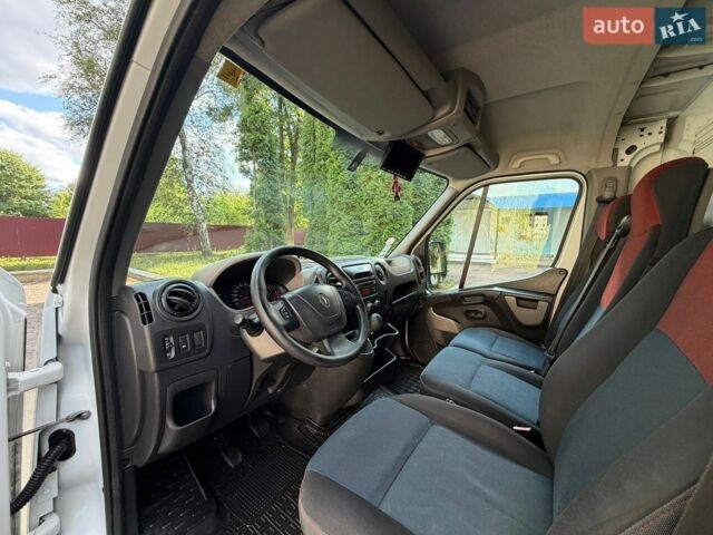 Белый Рено Мастер, объемом двигателя 2.3 л и пробегом 220 тыс. км за 17800 $, фото 34 на Automoto.ua