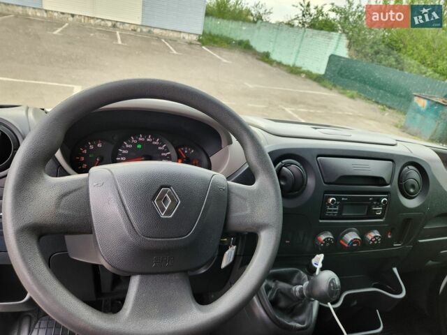 Белый Рено Мастер, объемом двигателя 2.3 л и пробегом 217 тыс. км за 21500 $, фото 26 на Automoto.ua