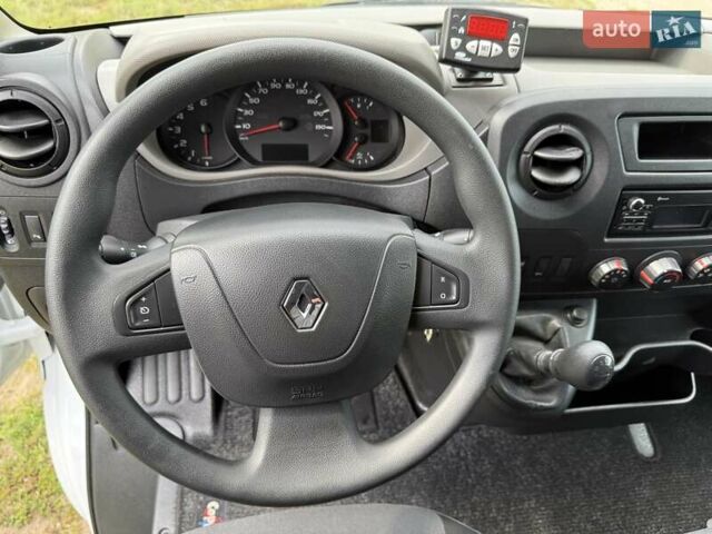 Білий Рено Мастєр, об'ємом двигуна 2.3 л та пробігом 229 тис. км за 21950 $, фото 24 на Automoto.ua