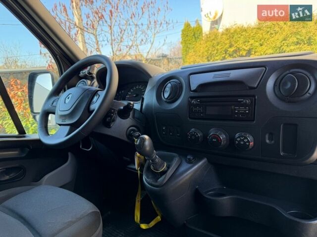 Білий Рено Мастєр, об'ємом двигуна 2.3 л та пробігом 287 тис. км за 18900 $, фото 43 на Automoto.ua