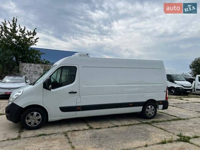 Белый Рено Мастер, объемом двигателя 2.3 л и пробегом 395 тыс. км за 15799 $, фото 5 на Automoto.ua