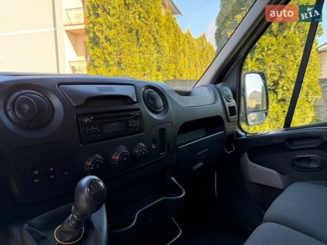 Білий Рено Мастєр, об'ємом двигуна 2.3 л та пробігом 287 тис. км за 18900 $, фото 50 на Automoto.ua