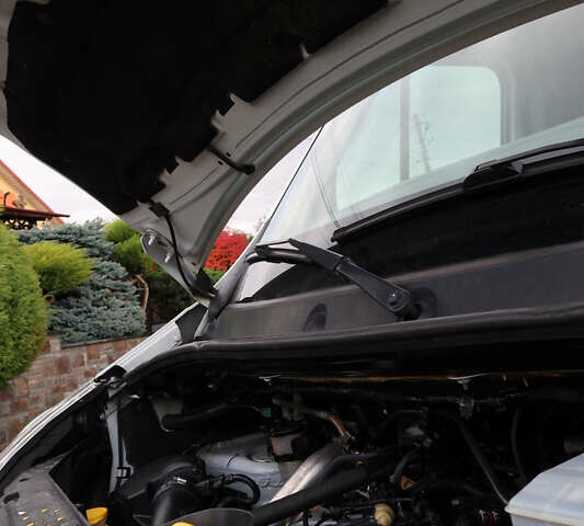 Білий Рено Мастєр, об'ємом двигуна 2.3 л та пробігом 250 тис. км за 27800 $, фото 86 на Automoto.ua