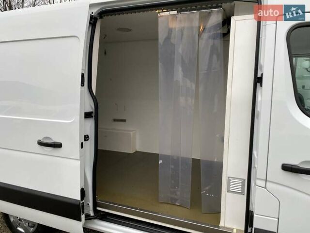 Белый Рено Мастер, объемом двигателя 2.3 л и пробегом 186 тыс. км за 17350 $, фото 16 на Automoto.ua