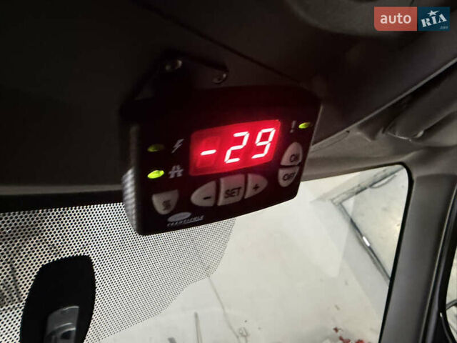 Білий Рено Мастєр, об'ємом двигуна 0 л та пробігом 230 тис. км за 20900 $, фото 19 на Automoto.ua