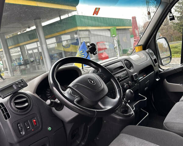 Білий Рено Мастєр, об'ємом двигуна 2.3 л та пробігом 680 тис. км за 18200 $, фото 10 на Automoto.ua