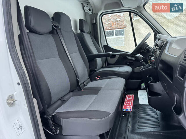 Білий Рено Мастєр, об'ємом двигуна 2.3 л та пробігом 133 тис. км за 18900 $, фото 56 на Automoto.ua