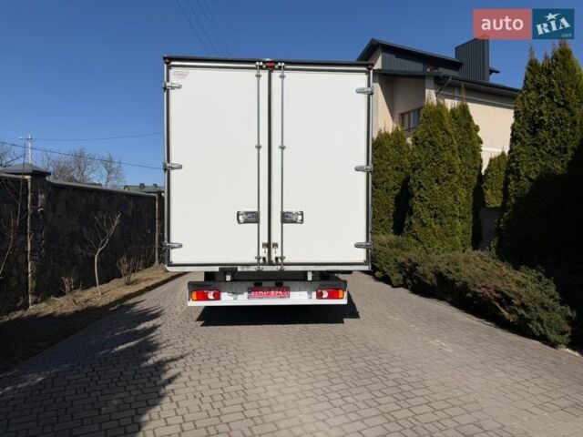 Білий Рено Мастєр, об'ємом двигуна 2.3 л та пробігом 287 тис. км за 18900 $, фото 52 на Automoto.ua