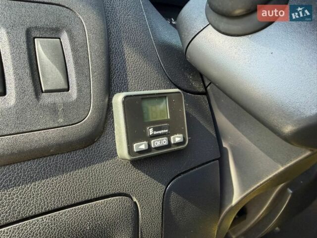 Білий Рено Мастєр, об'ємом двигуна 2.3 л та пробігом 287 тис. км за 18900 $, фото 51 на Automoto.ua