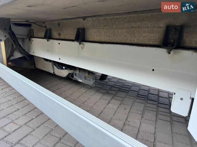 Белый Рено Мастер, объемом двигателя 2.3 л и пробегом 295 тыс. км за 18300 $, фото 55 на Automoto.ua