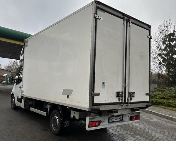 Білий Рено Мастєр, об'ємом двигуна 2.3 л та пробігом 680 тис. км за 18200 $, фото 3 на Automoto.ua