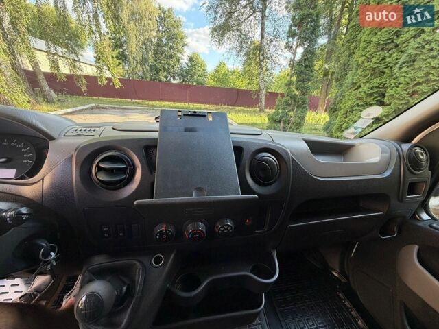 Белый Рено Мастер, объемом двигателя 2.3 л и пробегом 220 тыс. км за 17800 $, фото 44 на Automoto.ua