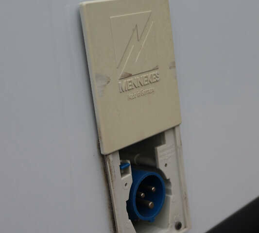 Білий Рено Мастєр, об'ємом двигуна 2.3 л та пробігом 250 тис. км за 27800 $, фото 56 на Automoto.ua