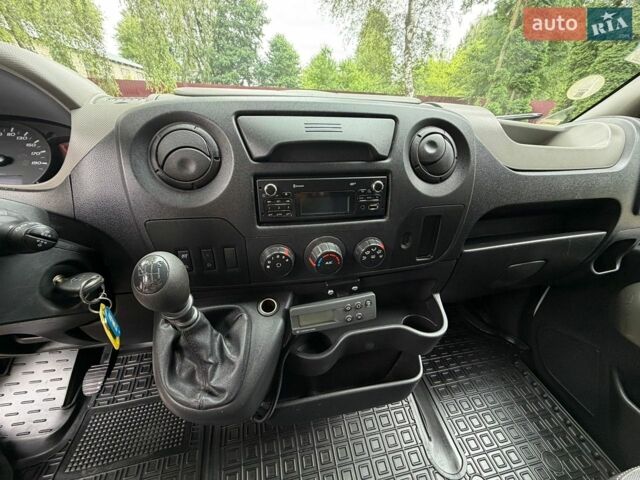 Белый Рено Мастер, объемом двигателя 2.3 л и пробегом 172 тыс. км за 17900 $, фото 24 на Automoto.ua