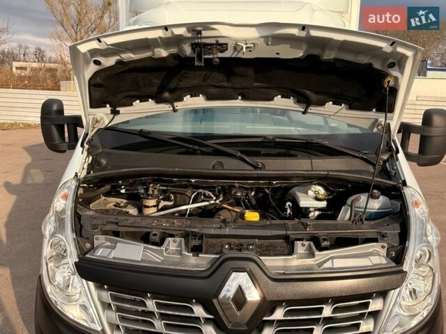 Белый Рено Мастер, объемом двигателя 2.3 л и пробегом 293 тыс. км за 19900 $, фото 44 на Automoto.ua